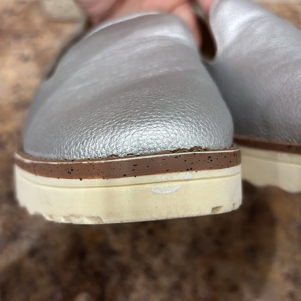 Call It Spring Vegan Silver Wedge Slip On Loafers Size 10 - Picture 12 of 12